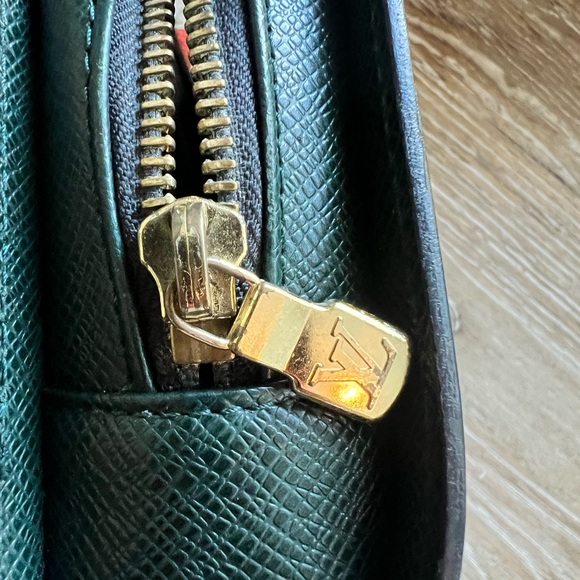 Authentic Louis Vuitton Orsay- Green - Picture 15 of 16